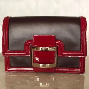 ROGER VIVIER PARIS leather 100%‎  authentic​